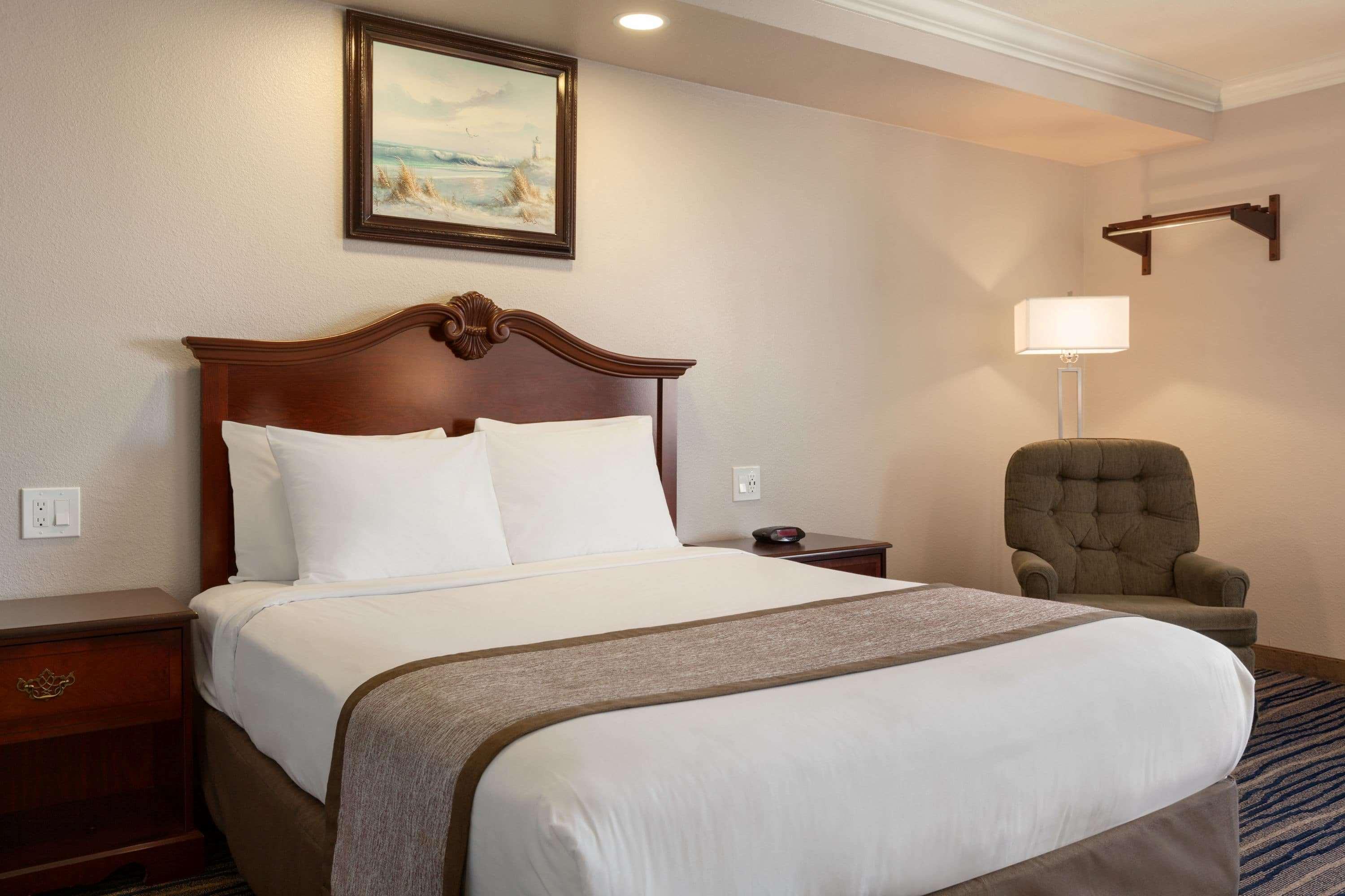 Days Inn By Wyndham Eureka Ca Экстерьер фото